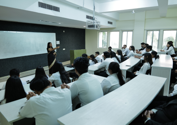 mriirs-bout-academics-img5.webp