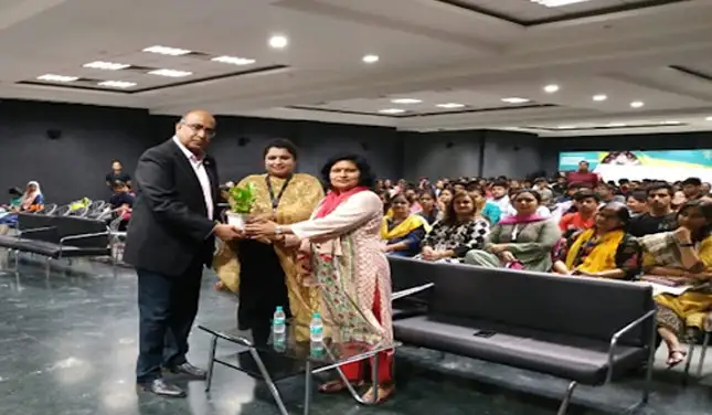award-img