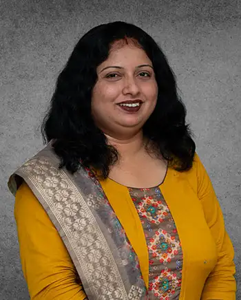Dr-Aparna