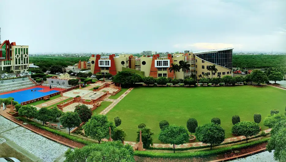 MANAV RACHNA INTERNATIONAL college-mru
