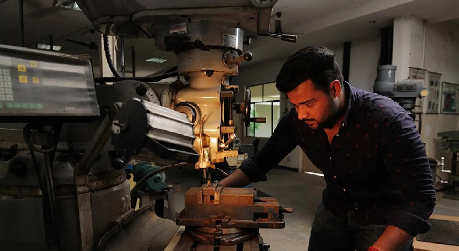 Exploring the combination<br> of Innovation & Machinery